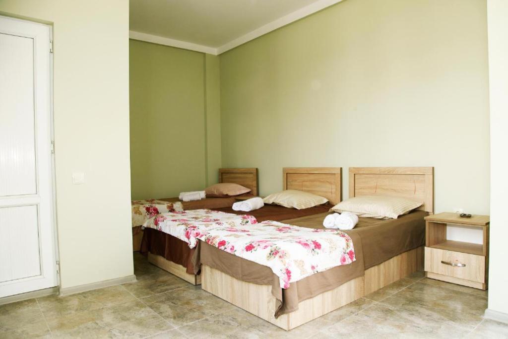 La Vie En Rose Hotel Kobuleti Ngoại thất bức ảnh
